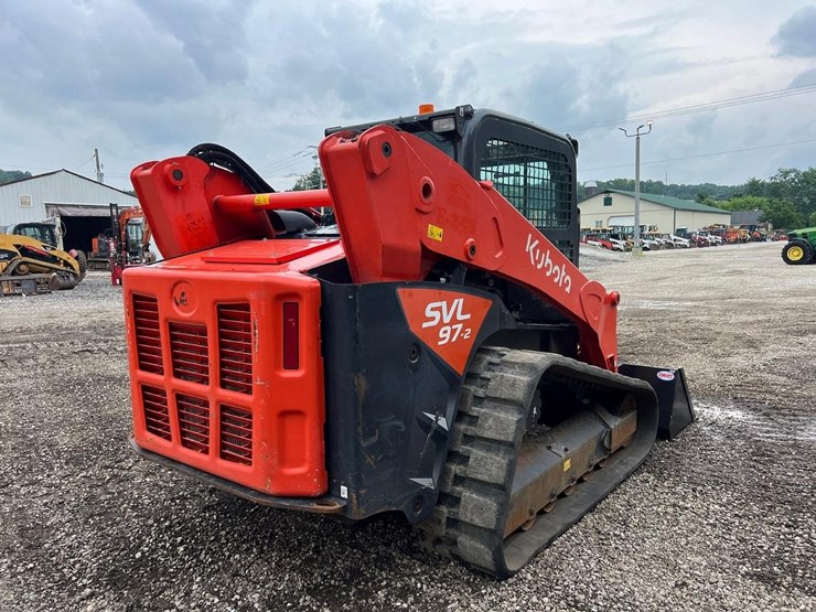 2023-kubota-svl97-2-image-6