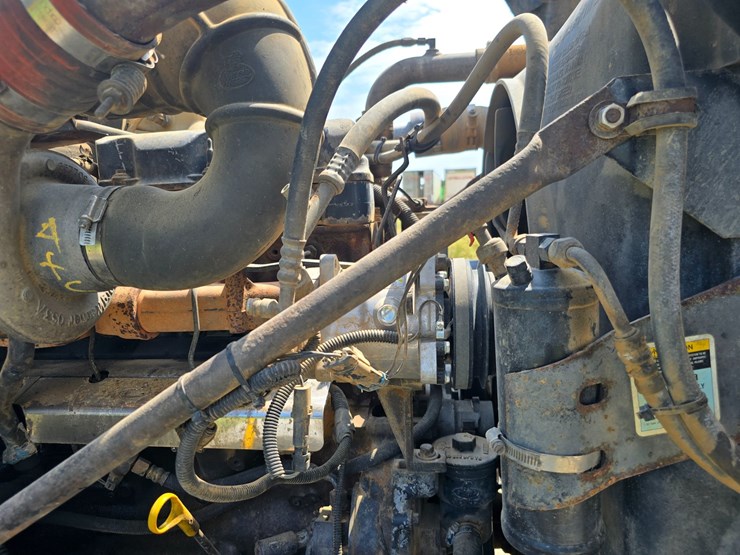 2002-mack-rd688s-image-95