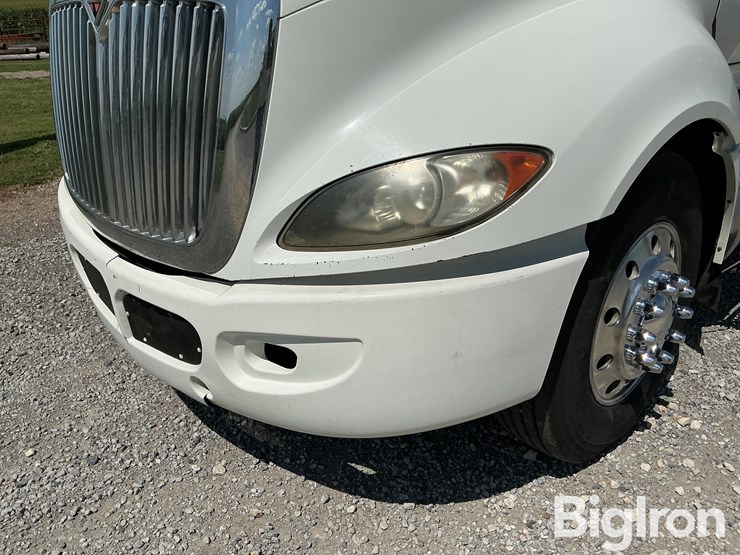 2011-international-prostar-image-16