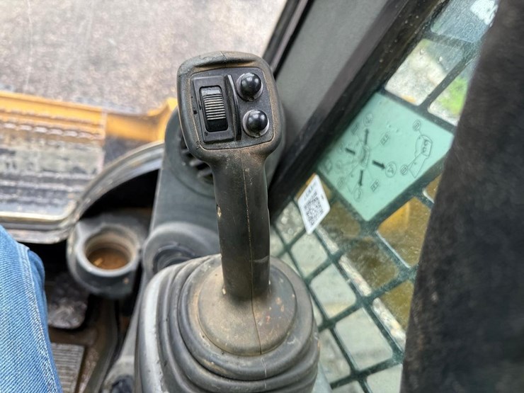 2015-caterpillar-279d-image-20
