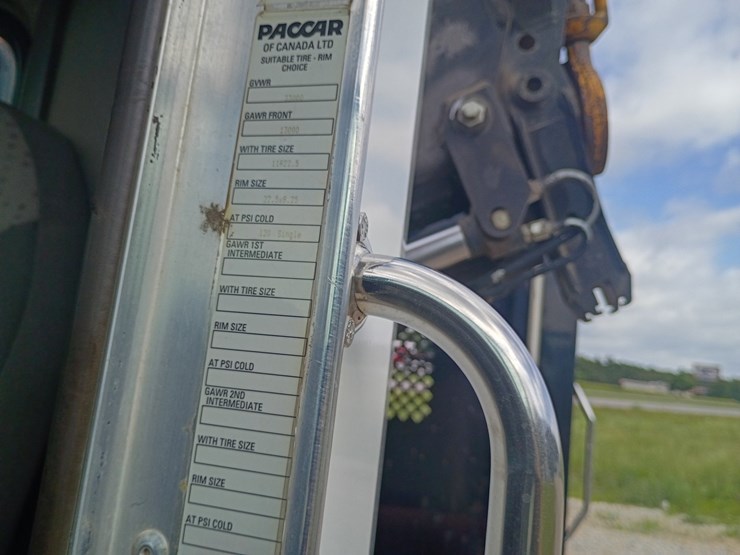 2012-kenworth-t370-image-44
