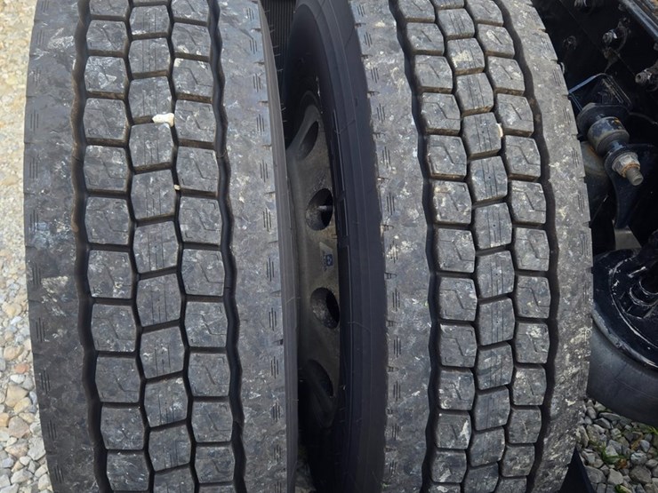 2019-kenworth-t880-image-95