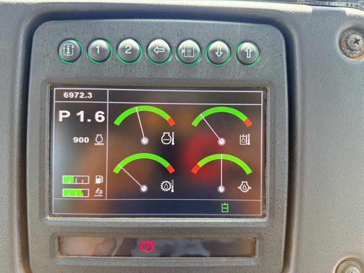 2017-deere-950k-image-57