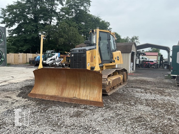 2014-deere-750k-xlt-image-8