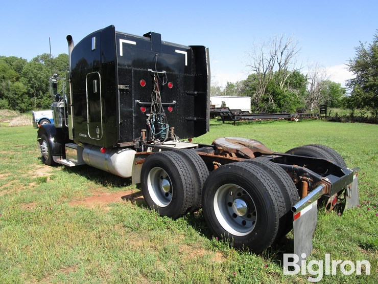 2004-peterbilt-379-image-7