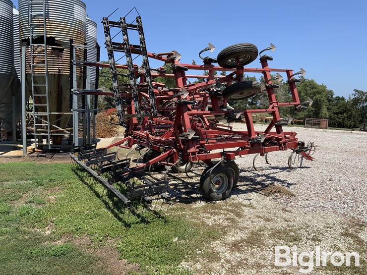 case-ih-4300-image-5