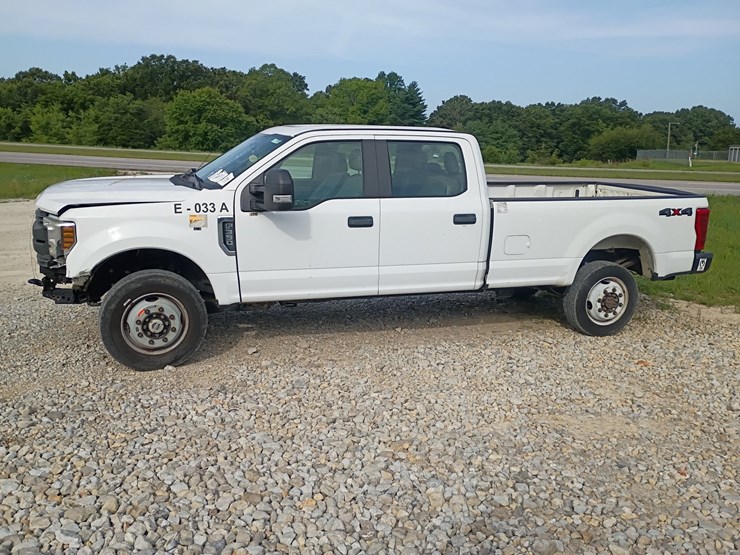 2018-ford-f350-image-2