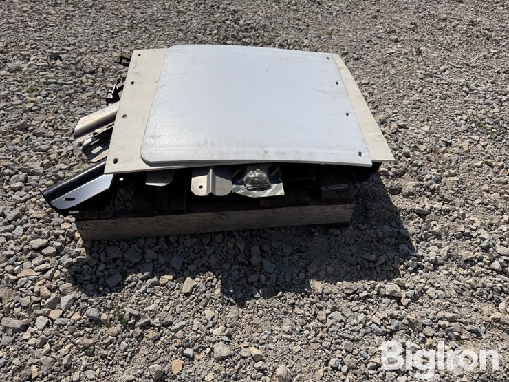 mudflap-brackets-and-parts-image-2