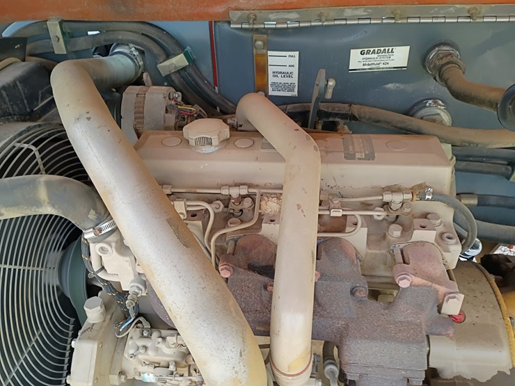 2004-jlg-g6-42a-image-20