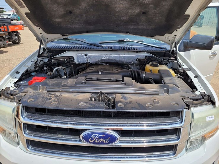 2015-ford-expedition-image-22