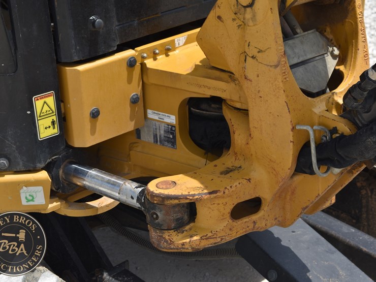2023-caterpillar-303cr-image-22