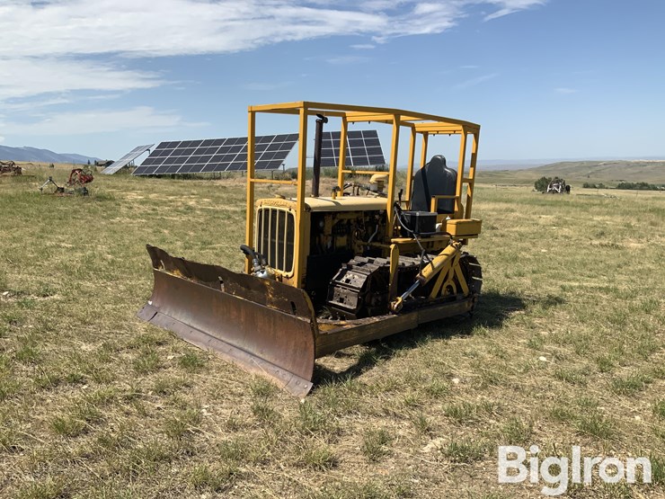 1947-caterpillar-d2-image-1