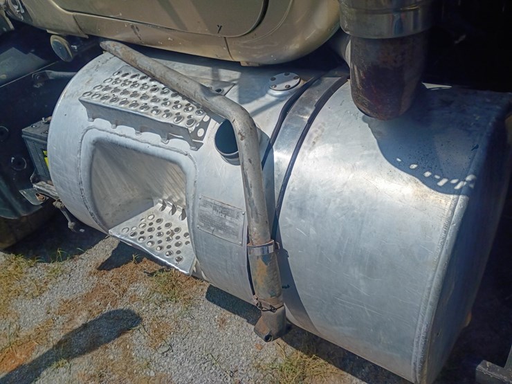 1997-mack-rd688s-image-28