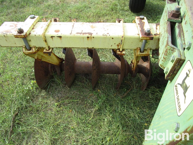 john-deere-340-image-13
