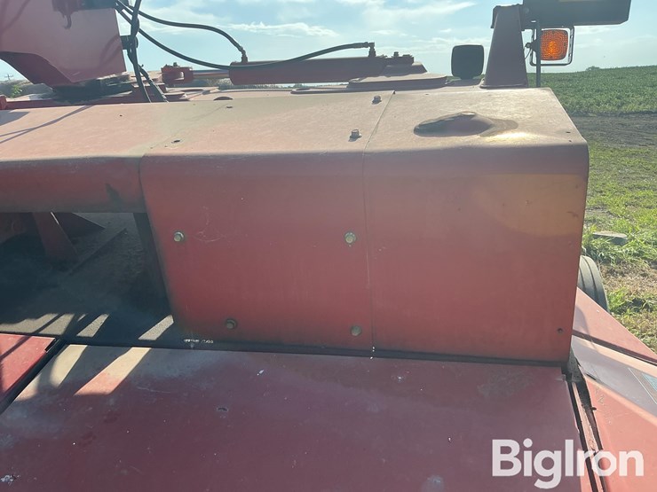 new-holland-1431-image-17
