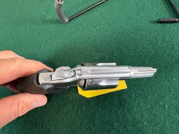 smith-&-wesson-mdl.60-38-s&w-spl-revolver-image-11
