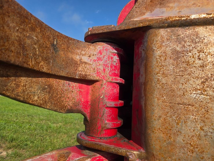 2015-caterpillar-521b-image-91