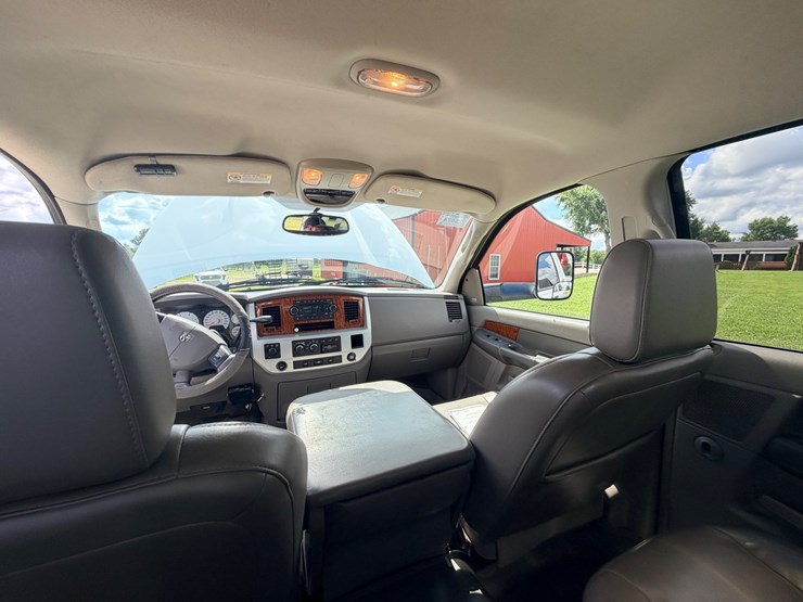 2007-dodge-ram-3500-image-76