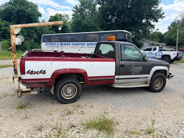 1993-chevrolet-k2500-image-13