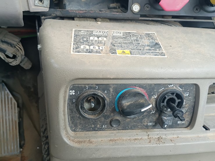 2007-mack-chn613-image-58