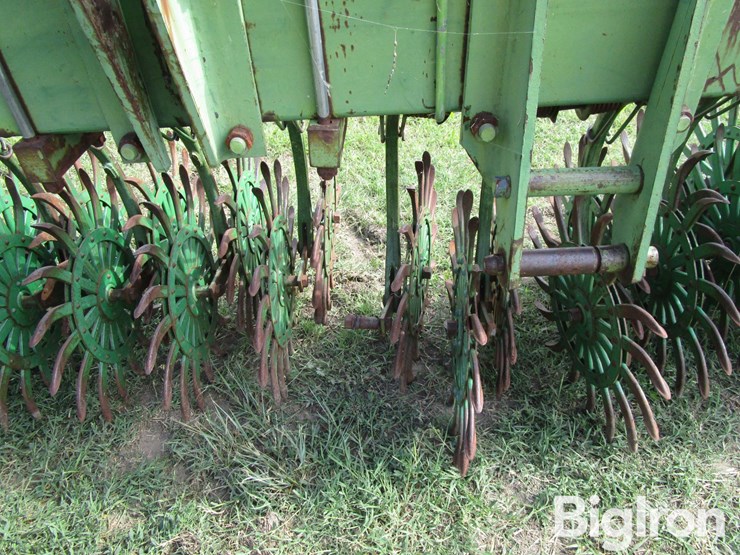 john-deere-400-image-10