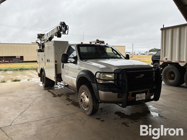 2006-ford-f550-image-3