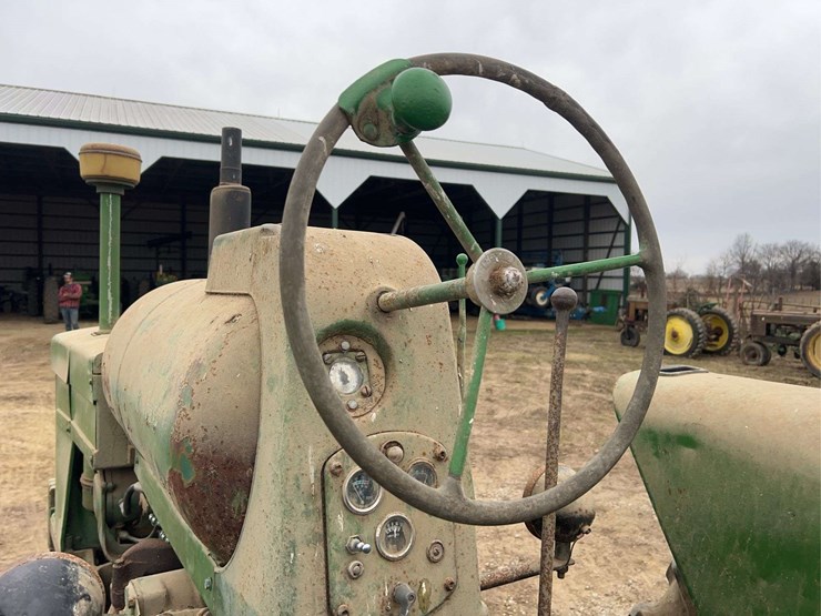 john-deere-70-image-53