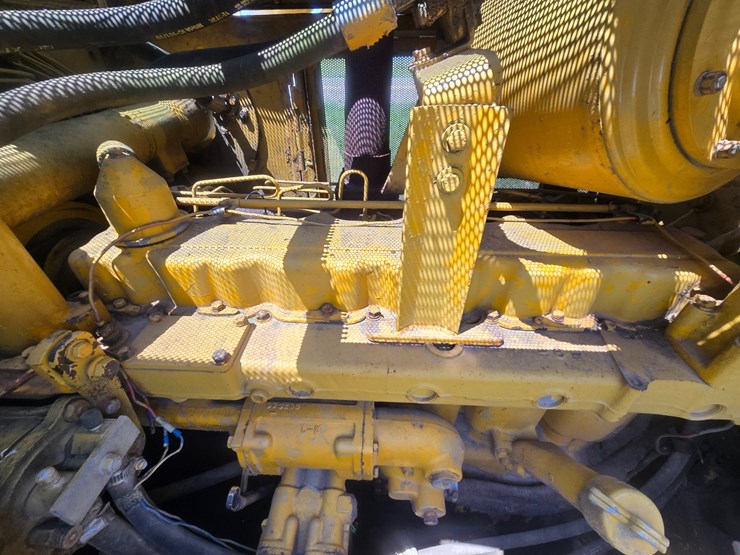 caterpillar-d5-image-24