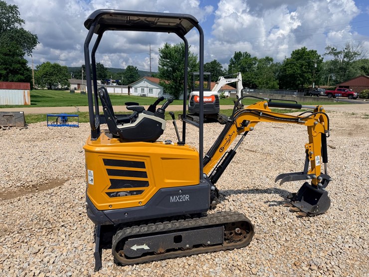 #25028-•-2025-mx20r-mini-excavator-image-9