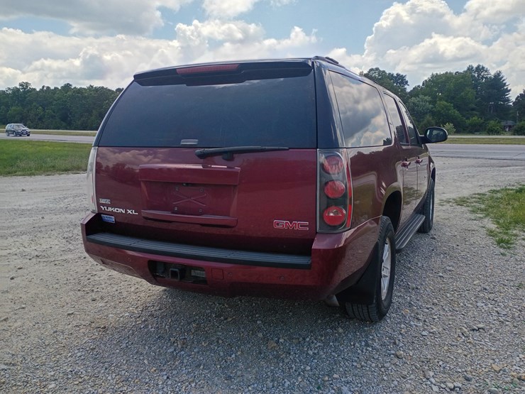 2009-gmc-yukon-xl-image-8