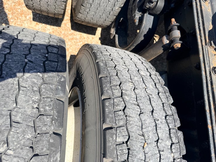 2010-kenworth-t800-image-87