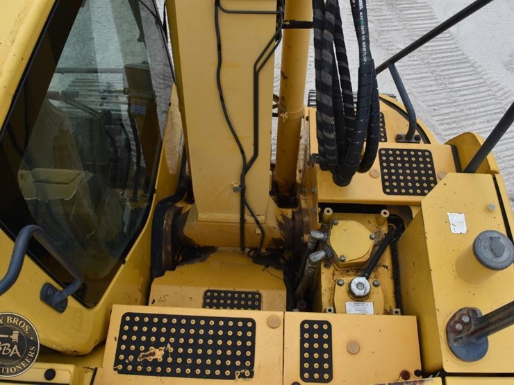 2014-komatsu-pc138us-lc-10-image-46