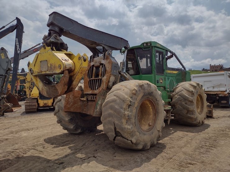 deere-648l-image-35