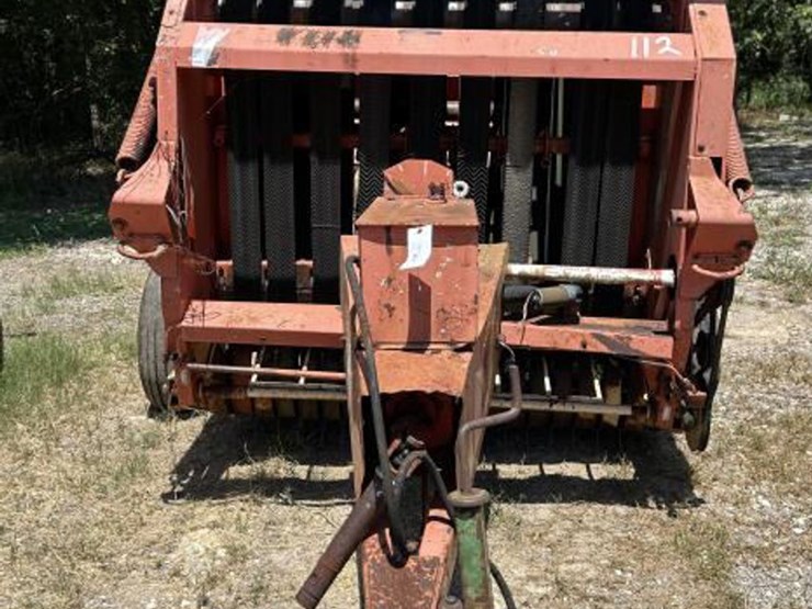 hesston-5500-image-2