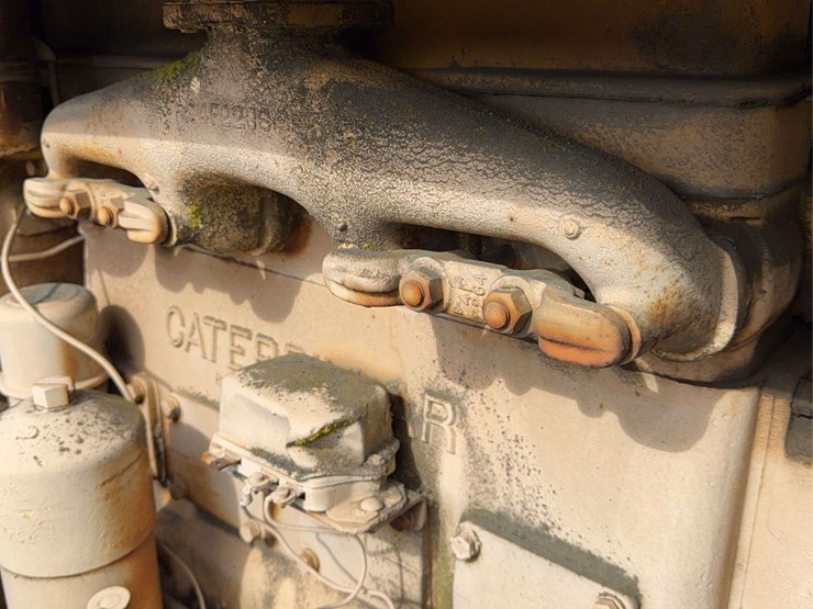 caterpillar-d2-image-32