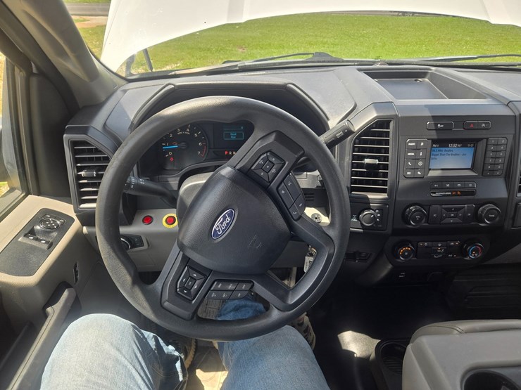 2019-ford-f150-image-37