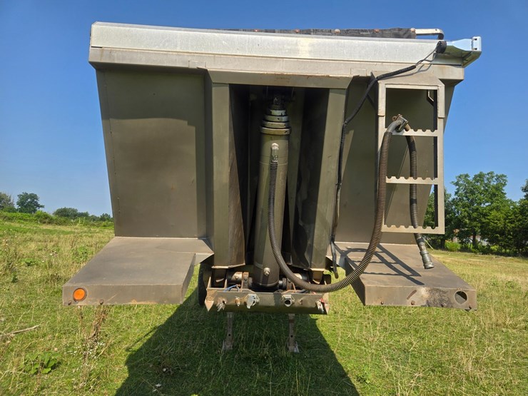 2005-hilbilt-end-dump-image-22