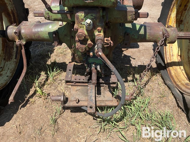1949-john-deere-b-image-15