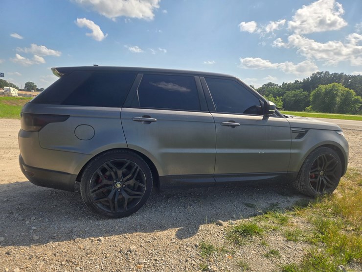 2016-land-rover-range-rover-image-12