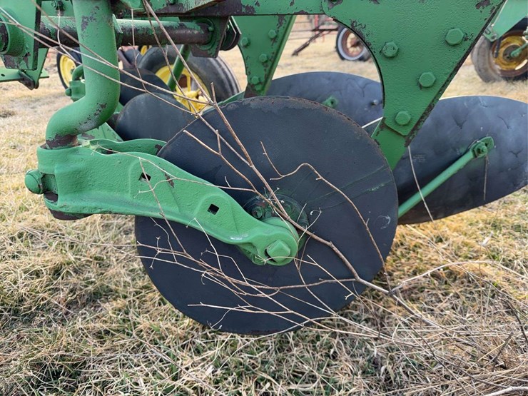 john-deere-8-image-22