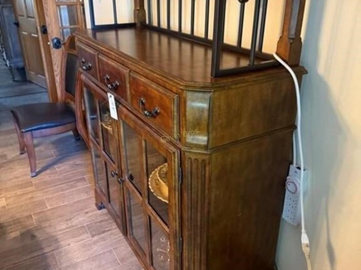 dinette-cabinet-image-5