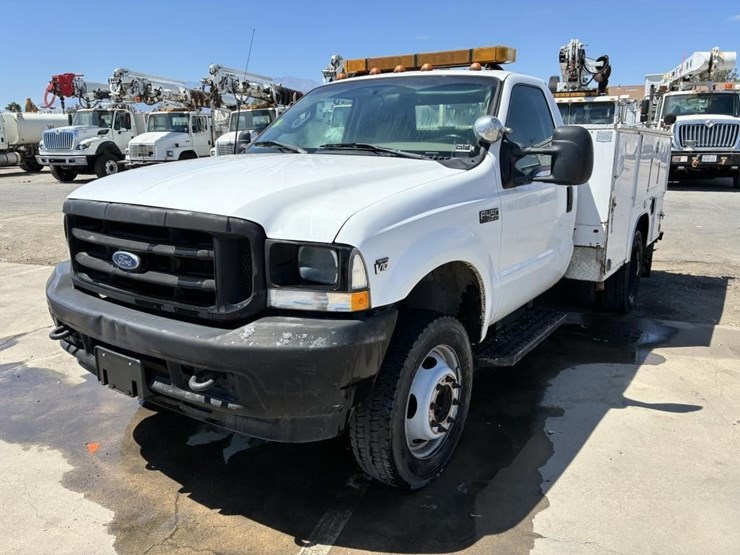 2003-ford-f450-image-1