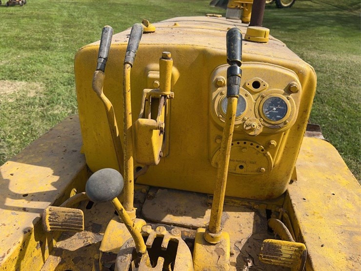 caterpillar-r4-image-25