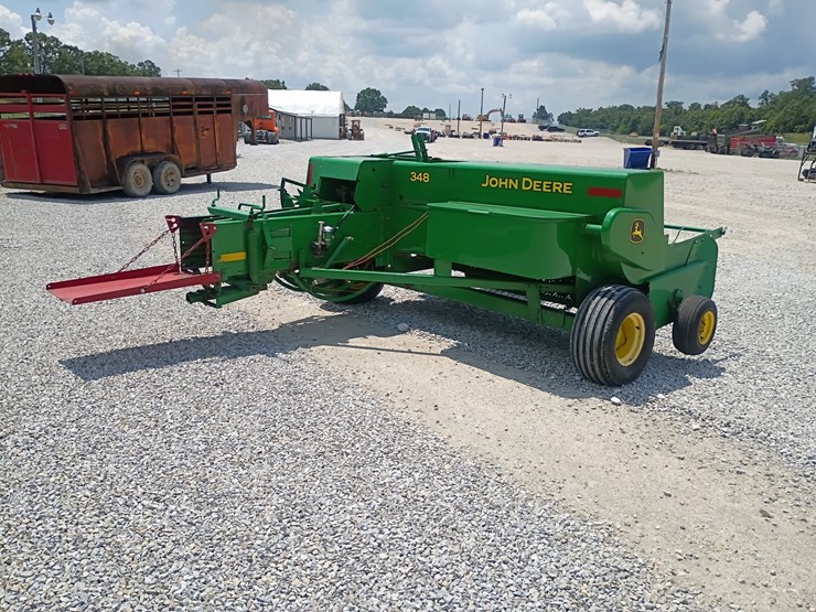 john-deere-348-image-5