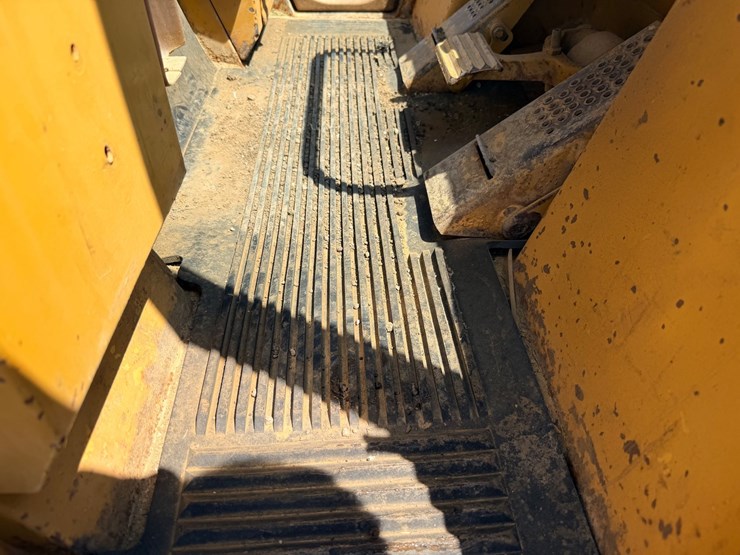 1994-caterpillar-953b-image-33