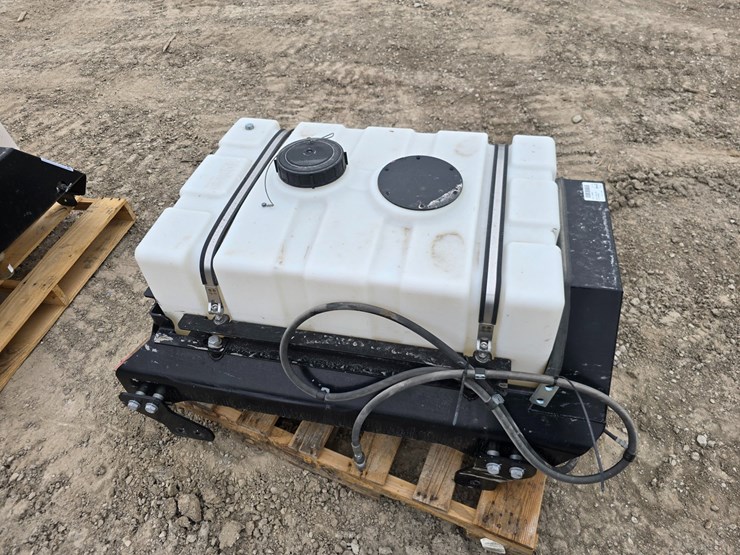 #23961-•-sprayer-tank-skid-steer-roof-mount-image-2