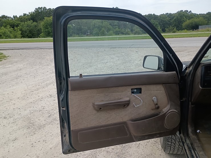 1998-toyota-tacoma-image-29