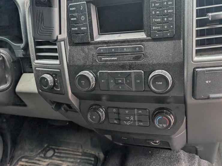 2019-ford-f450-image-3
