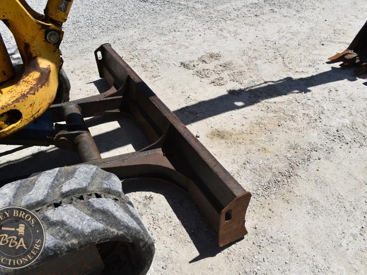2016-komatsu-pc55mr-5-image-31
