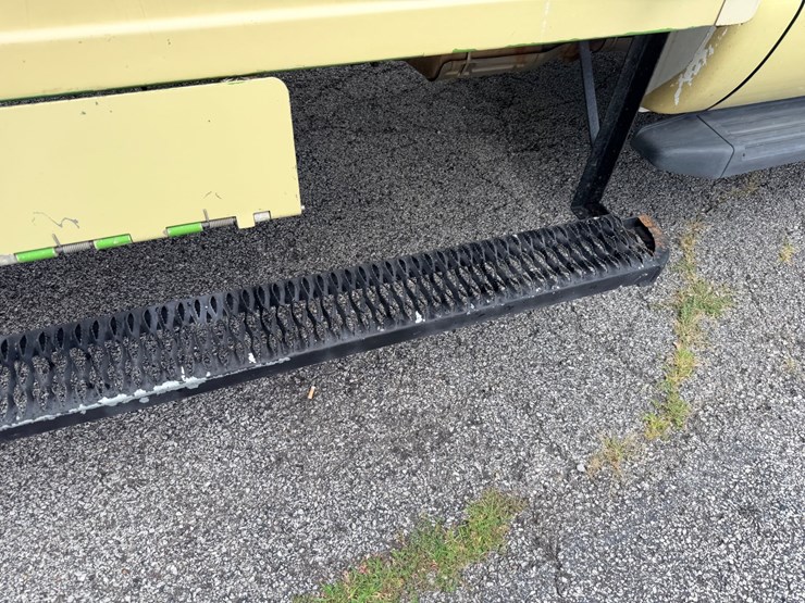 2010-ford-f550-image-118